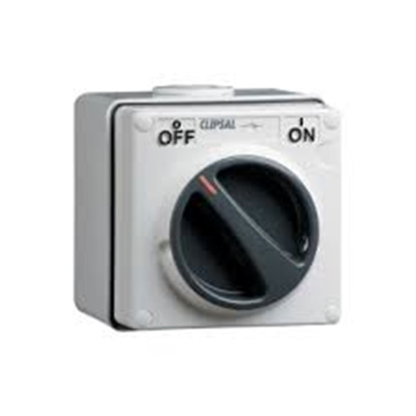 15A Rotary Switched Socket Single<